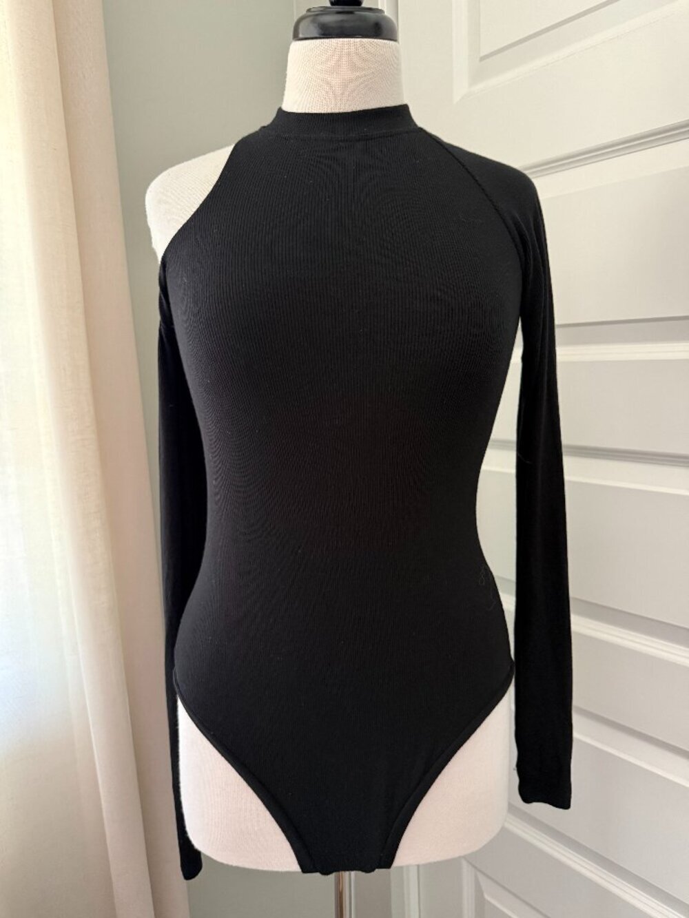 Alix NYC Cutout Mock Neck Bodysuit : Medium